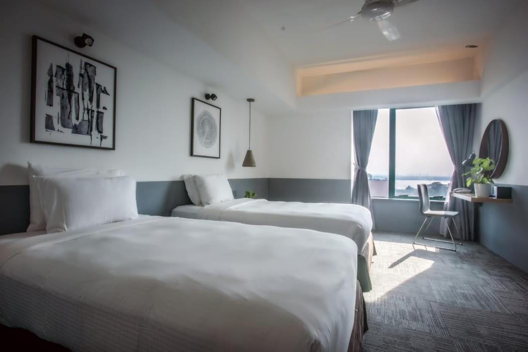 Z Hotel Джохор Бахру Екстериор снимка